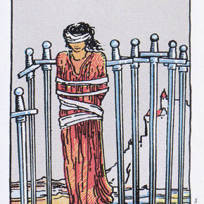 ソード　8　小アルカナ