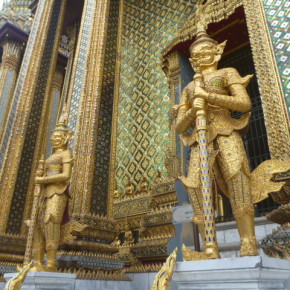 バンコク路線バスの旅①　王宮,ワット・プラケオ